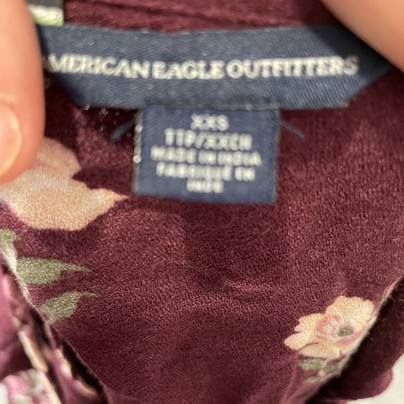 American Eagle Floral Romper Burgundy Purple XXS - Picture 3 of 8